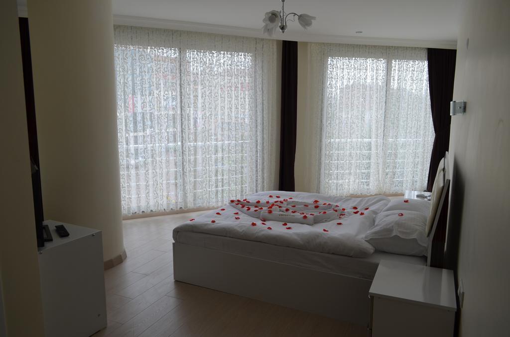 Kibyra Hotel Golhisar Bilik gambar